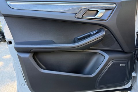 Porsche Macan GTS PDK - PAN ROOF -BOSE -360 CAMS -MEMORY PK - CRAYON 24