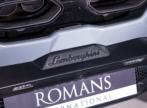 Lamborghini Revuelto 45