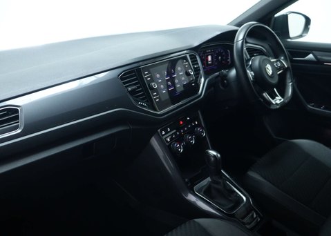 Volkswagen T-Roc 1.5 T-Roc R-Line TSi Evo Semi-Auto 5dr 45