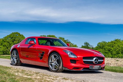 Mercedes-Benz SLS Coupe 3
