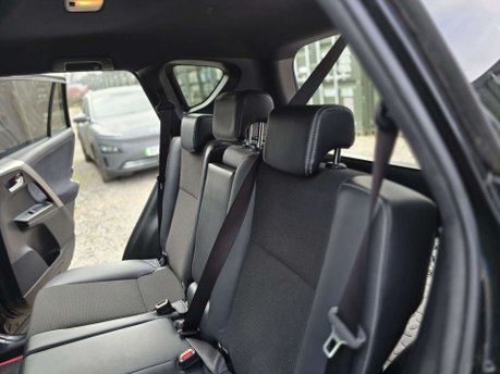 Toyota Rav4 2.0 V-Matic Icon SUV 5dr Petrol CVT 4WD Euro 6 (s/s) (Safety Sense, SNav) ( 40
