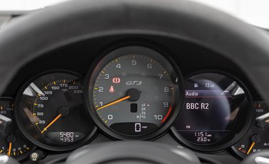 Porsche 911 GT3 (991.2) 17