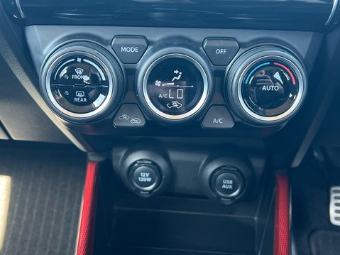 Suzuki Swift SPORT BOOSTERJET MHEV 27