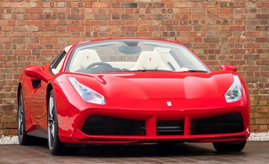 Ferrari 488 Spider 1
