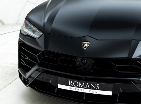 Lamborghini Urus 28