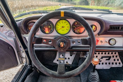 Porsche 911 3.2 RSR Race Car Recreation 17