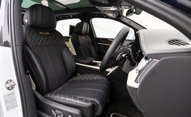 Bentley Bentayga W12 Mulliner 10