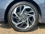 Hyundai i20 T-GDI PREMIUM MHEV 10