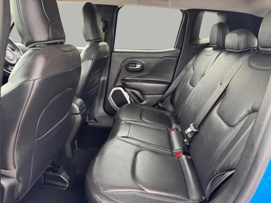 2016 Jeep Renegade — image 44