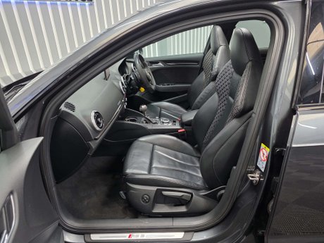 Audi RS3 2.5 TFSI Audi Sport Edition Sportback 5dr Petrol S Tronic quattro Euro 6 (s 21