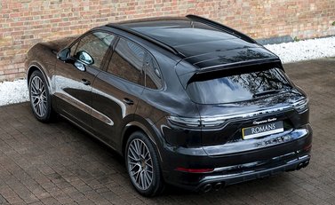 Porsche Cayenne Turbo (New Model) 9