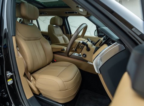 Land Rover Range Rover D350 AUTOBIOGRAPHY LWB 14