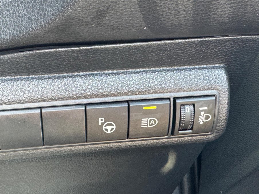 2021 Toyota Corolla — image 32