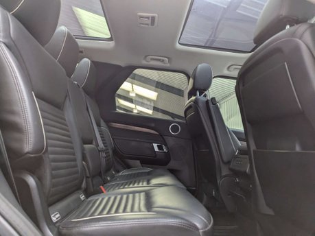 Land Rover Discovery 3.0 Discovery HSE TD6 Auto 4WD 5dr 64