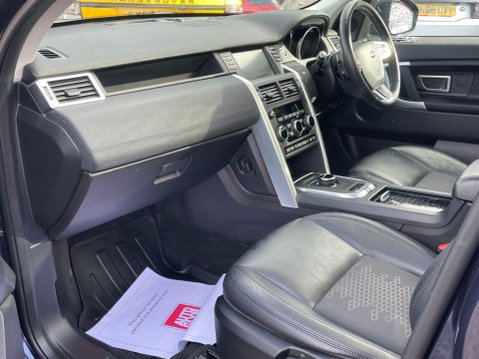 Land Rover Discovery Sport 2.0 TD4 SE Tech Auto 4WD Euro 6 (s/s) 5dr 26