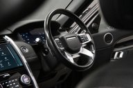 Land Rover Discovery 3.0 Discovery R-Dynamic HSE D MHEV Auto 4WD 5dr 4