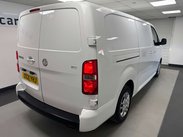 Vauxhall Vivaro 1.5 Vivaro 2900 Sportive S/S 31