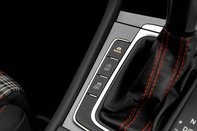 Volkswagen Golf GTI PERFORMANCE TSI DSG 38