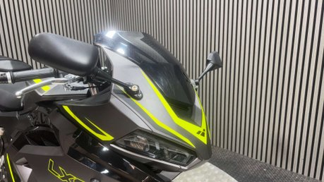 Lexmoto LXS 2023 ONLY 1K NEW MOT 125CC SPORTS BIKE LEARNER 13