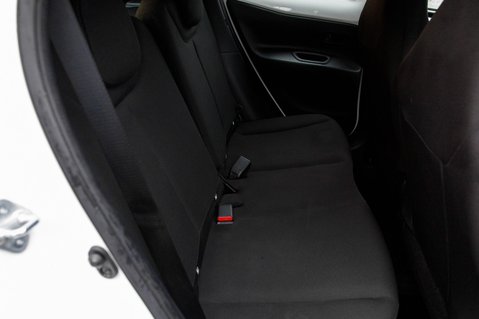 Toyota Aygo X VVT-I PURE 33