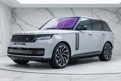 Land Rover Range Rover P510e SV