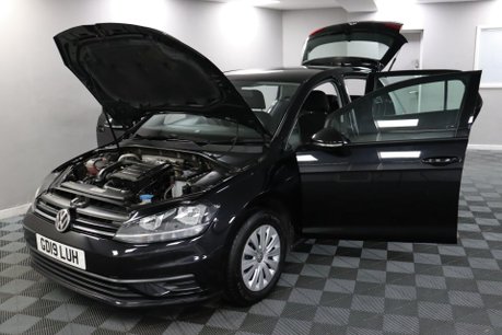 Volkswagen Golf S TSI 12