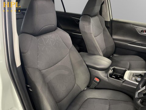 Toyota Rav4 2.5 VVT-h GPF Design SUV 5dr Petrol Hybrid CVT 4WD Euro 6 (s/s) (222 ps) 11