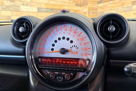 Mini Countryman 2.0 Cooper SD SUV 5dr Diesel Auto Euro 6 (143 ps) 38