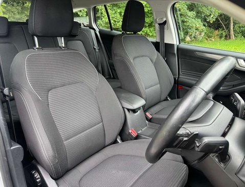 Ford Focus 1.0 Focus Titanium Auto 5dr 19