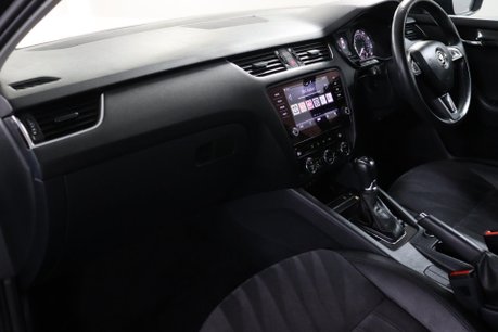 Skoda Octavia SE L TSI DSG 34
