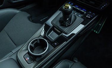 Porsche 911 GT3 TOURING (992.2) 27