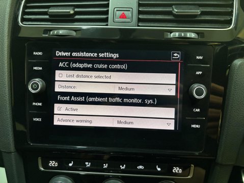 Volkswagen Golf 2.0 TSI GTI DSG Euro 6 (s/s) 3dr 37