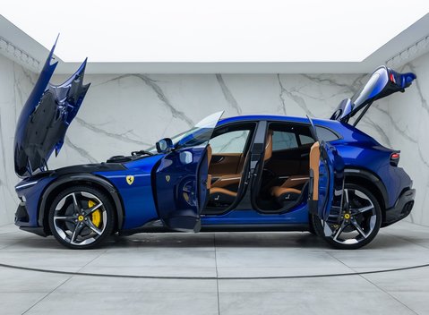 Ferrari Purosangue 3