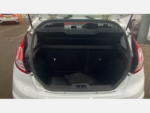 Ford Fiesta 1.0T EcoBoost Zetec Euro 5 (s/s) 5dr 9