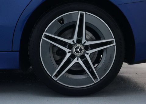 Mercedes-Benz C Class 1.5 C200h MHEV AMG Line Estate 5dr Petrol Hybrid G-Tronic+ Euro 6 (s/s) (22 17