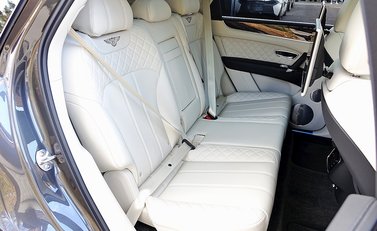 Bentley Bentayga 20