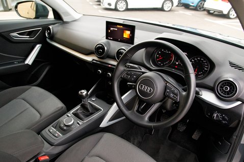 Audi Q2 TFSI SPORT 4