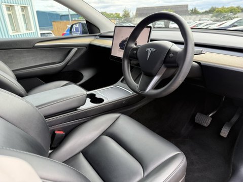 Tesla Model Y (Dual Motor) Long Range SUV 5dr Electric Auto 4WDE (384 bhp) 2