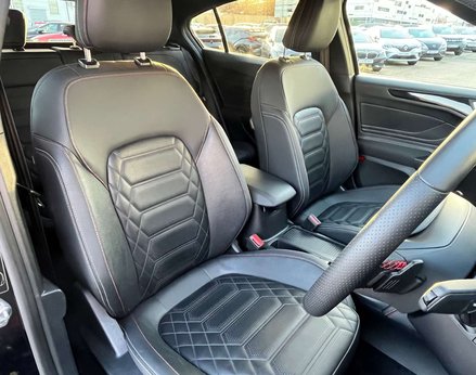 Ford Focus 1.0 Focus ST-Line X MHEV Auto 5dr 64