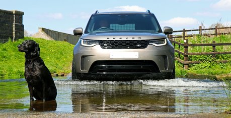 Land Rover Discovery 5