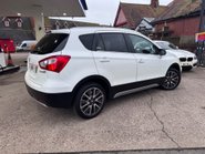 Suzuki SX4 S-Cross SZ-T 2