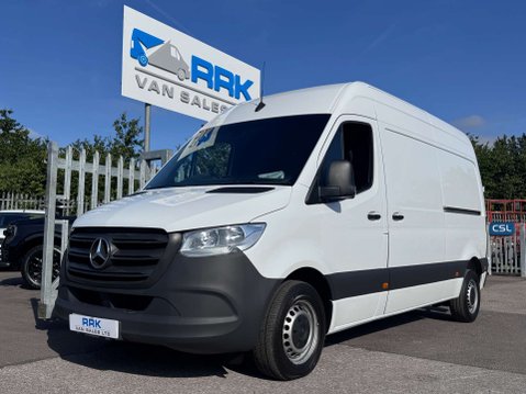 Mercedes-Benz Sprinter 2.0 315 CDI Progressive Panel Van 5dr Diesel Manual FWD L2 H2 Euro 6 (s/s) 35