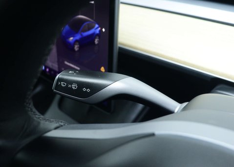 Tesla Model Y (Dual Motor) Long Range SUV 5dr Electric Auto 4WDE (384 bhp) 33