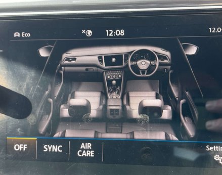 Volkswagen T-Roc 1.5 T-Roc R-Line TSi Evo Semi-Auto 5dr 38