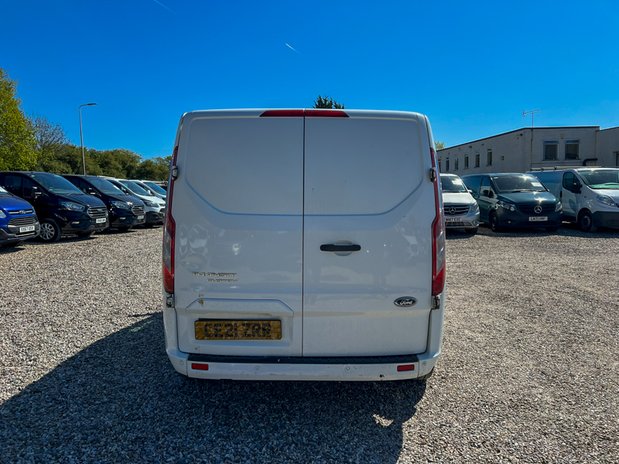 Ford Transit Custom SWB L1H1 (SOLD) Low Roof Limited 280 Air Con Alloys Nav Sensors EURO 6 NO V 7