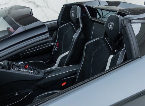 Lamborghini Aventador SVJ LP 770-4 ROADSTER 39