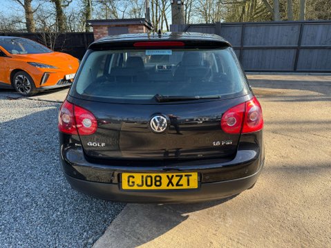 Volkswagen Golf 1.6 Golf Match FSI 115 Auto 5dr 31