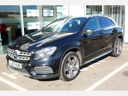 Mercedes-Benz GLA Class GLA 200 AMG LINE