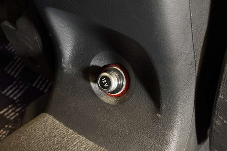 Audi Q3 2.0 TFSI S line SUV 5dr Petrol S Tronic quattro Euro 5 (s/s) (170 ps) 56