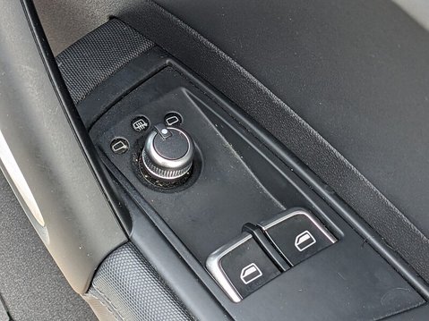 Audi A1 TFSI S LINE 25